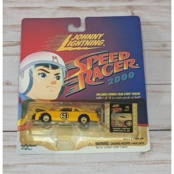 Johnny Lightning Speed Racer 2000 Yellow Die-Cast Car & Carded Token - Picture 1 of 4